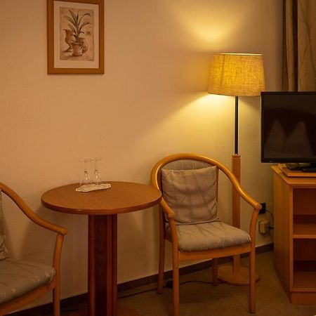 Nostalgie Altstadt Hotel Kornpforte By 42 Koblenz  Exteriör bild